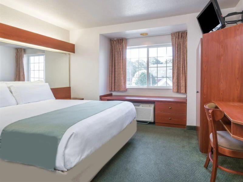 Microtel Inn & Suites Marianna Εξωτερικό φωτογραφία