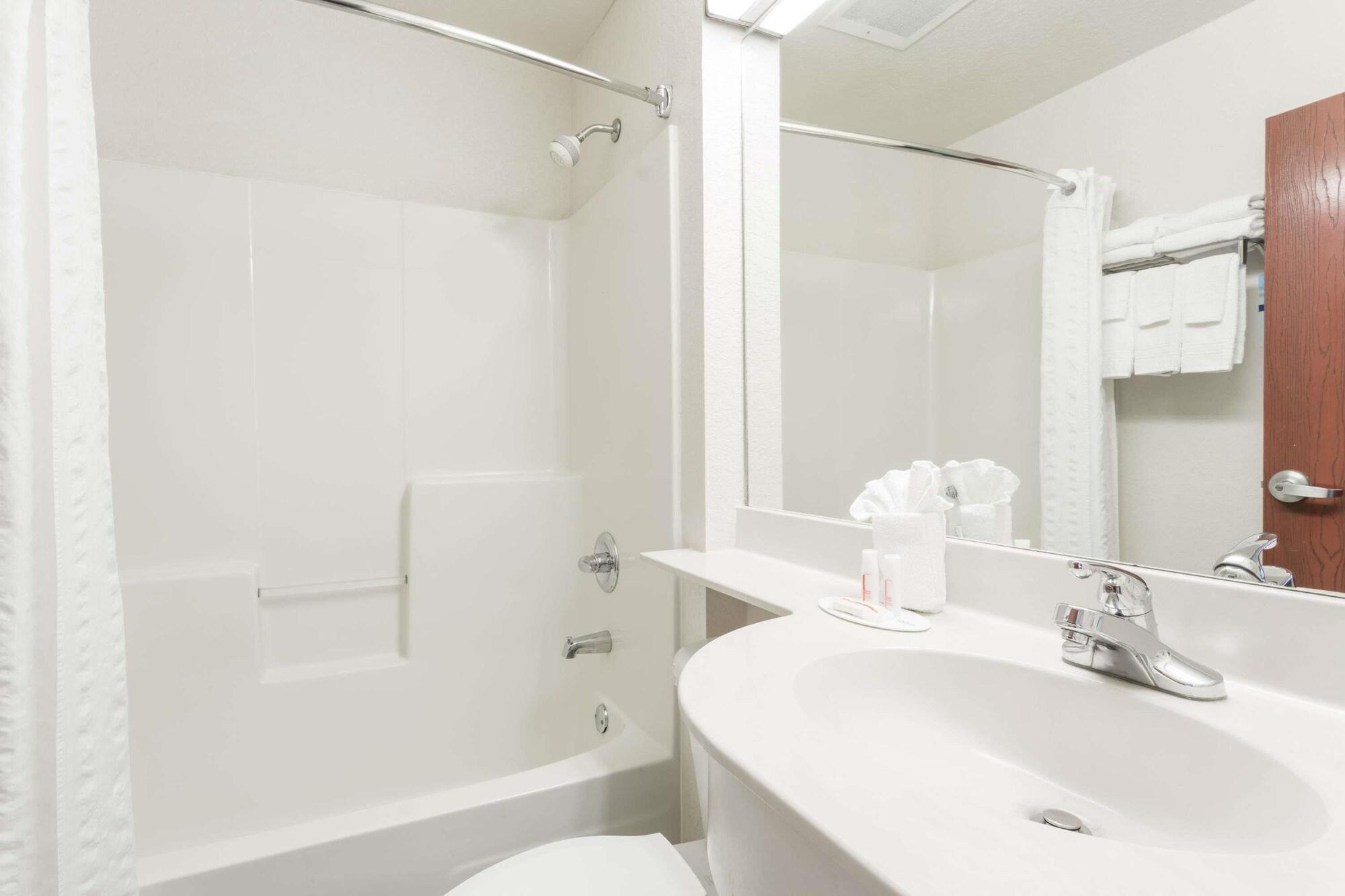 Microtel Inn & Suites Marianna Εξωτερικό φωτογραφία