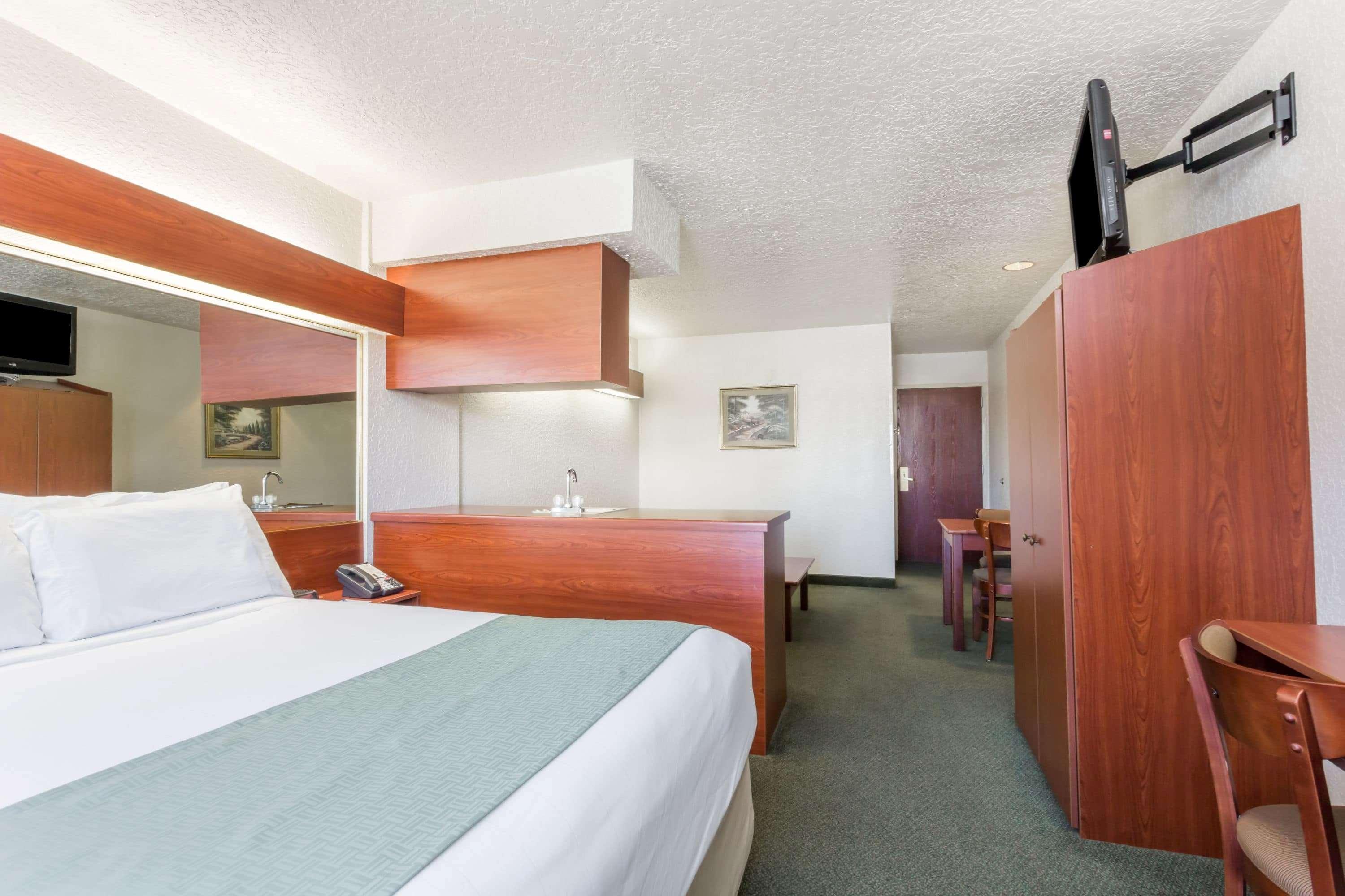 Microtel Inn & Suites Marianna Εξωτερικό φωτογραφία