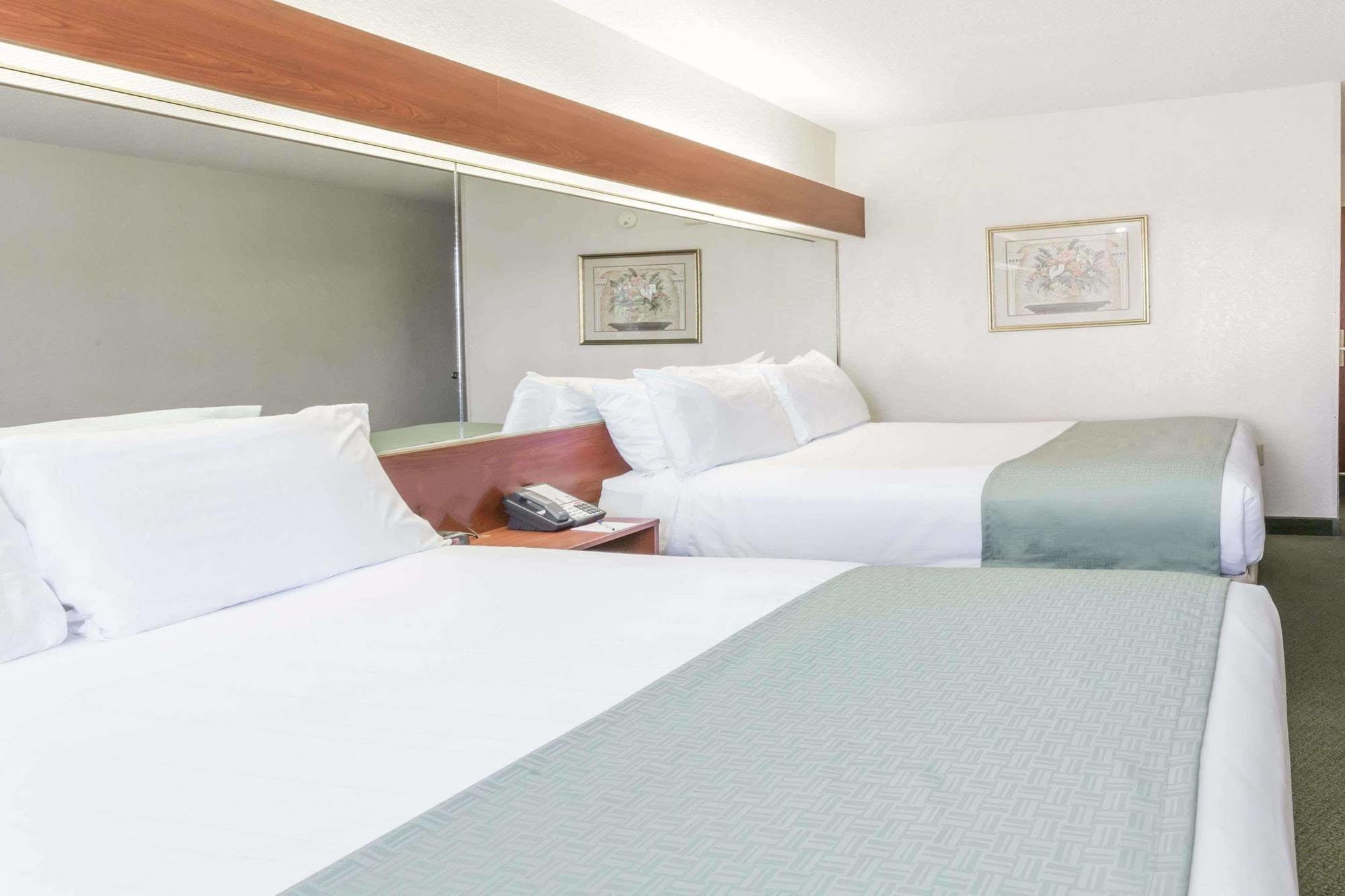 Microtel Inn & Suites Marianna Εξωτερικό φωτογραφία